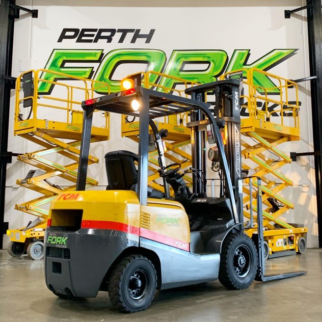 TCM 2.5T Forklift