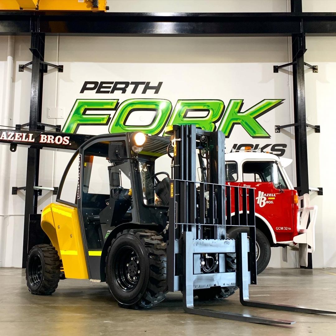 Bomaq 3T All-Terrain Forklift