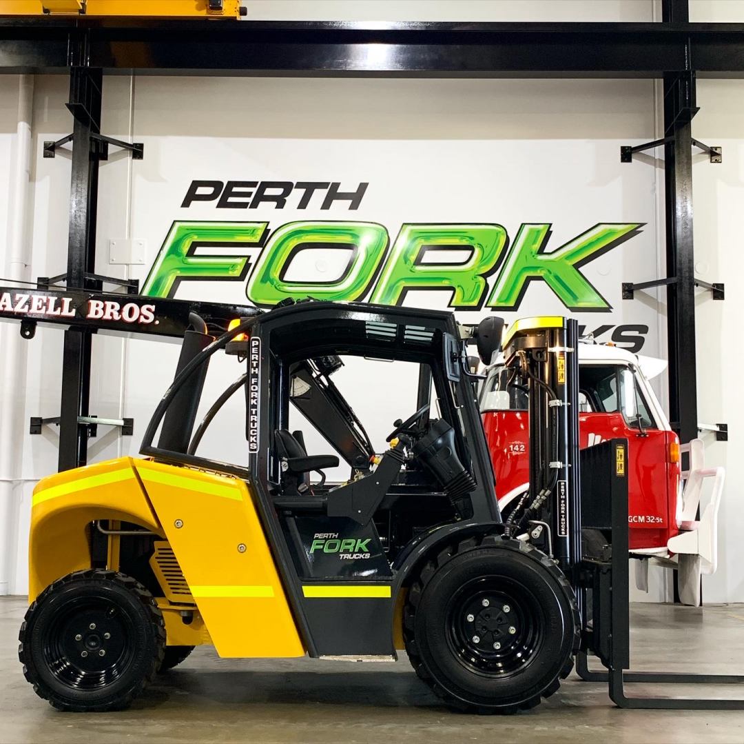 Bomaq 3T All-Terrain Forklift