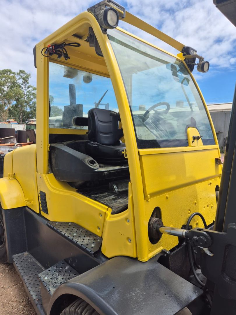 2012 Hyster 7T Diesel Forklift