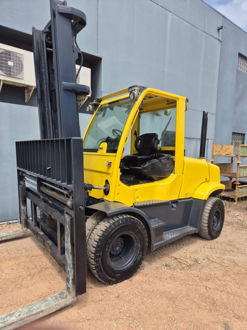 2012 Hyster 7T Diesel Forklift