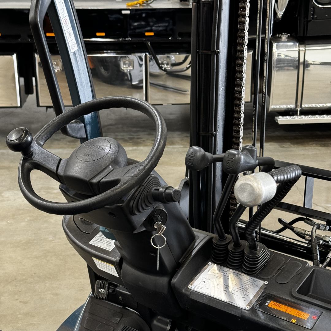 Toyota 2T Forklift