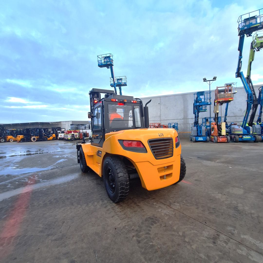 UN Forklift 10T Diesel Heavy Duty