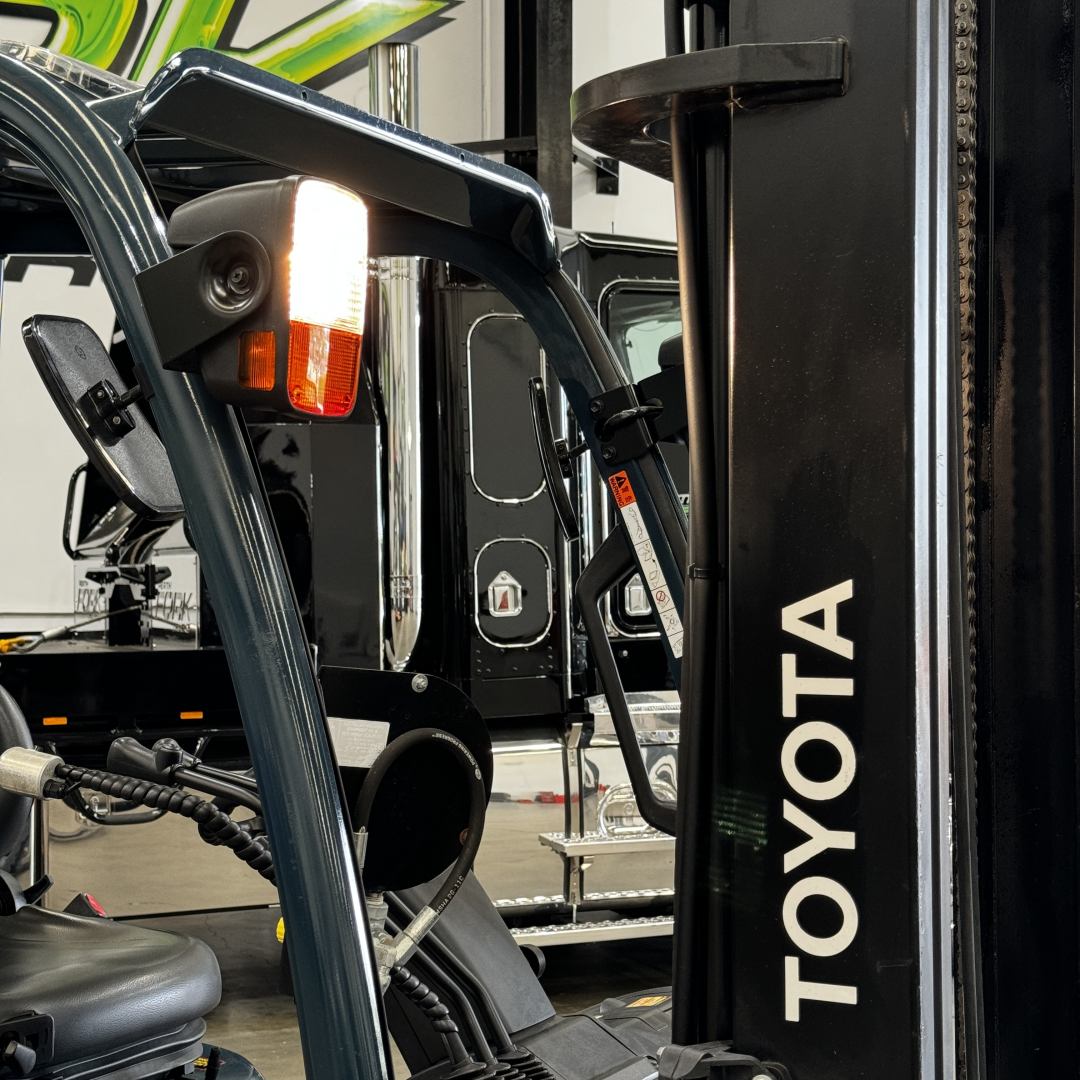 Toyota 2T Forklift