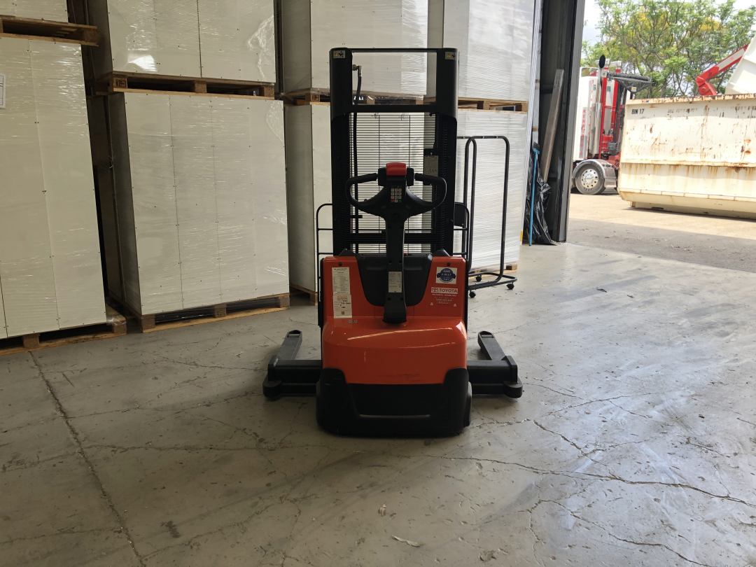 Toyota BT-Staxio SWE120S Electric Stacker