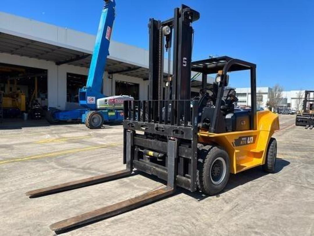 UN Forklift 7T Diesel Heavy Duty