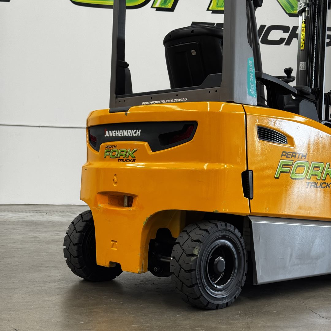 Jungheinrich 2T Electric Forklift