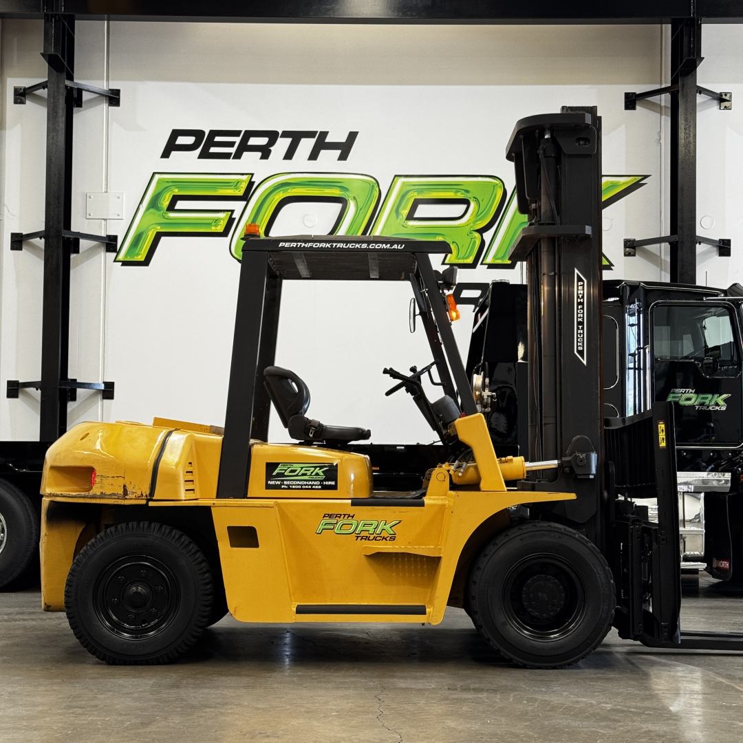 TCM 7T Forklift