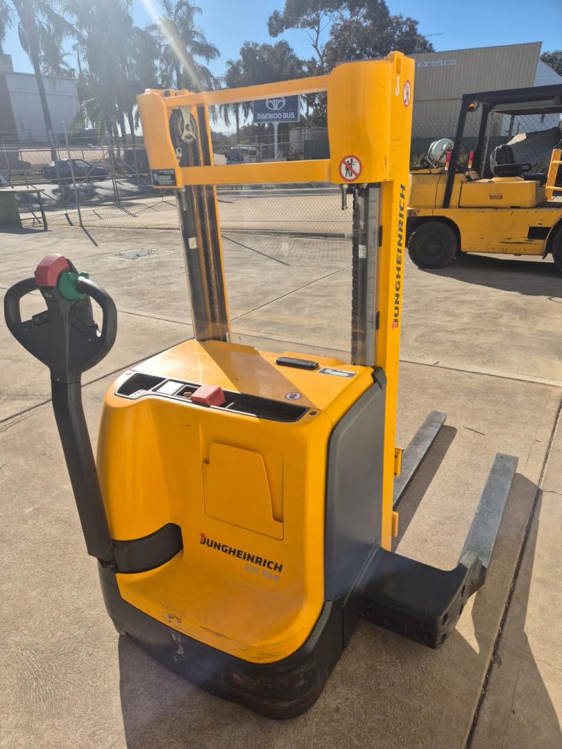 2013 Jungheinrich 1.4T Walkie Stacker