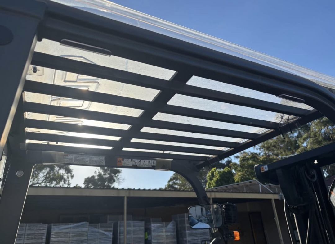 2017 Crown CG25P-5 Forklift   - Starts, Ru