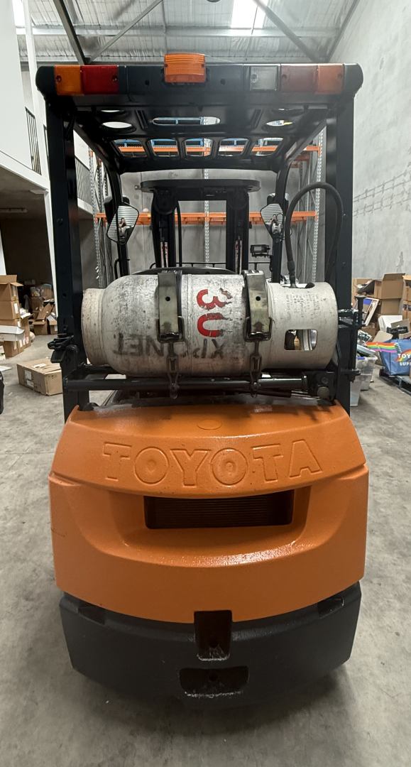 Toyota 1.8T LPG Forklift � 4.5m Mast �