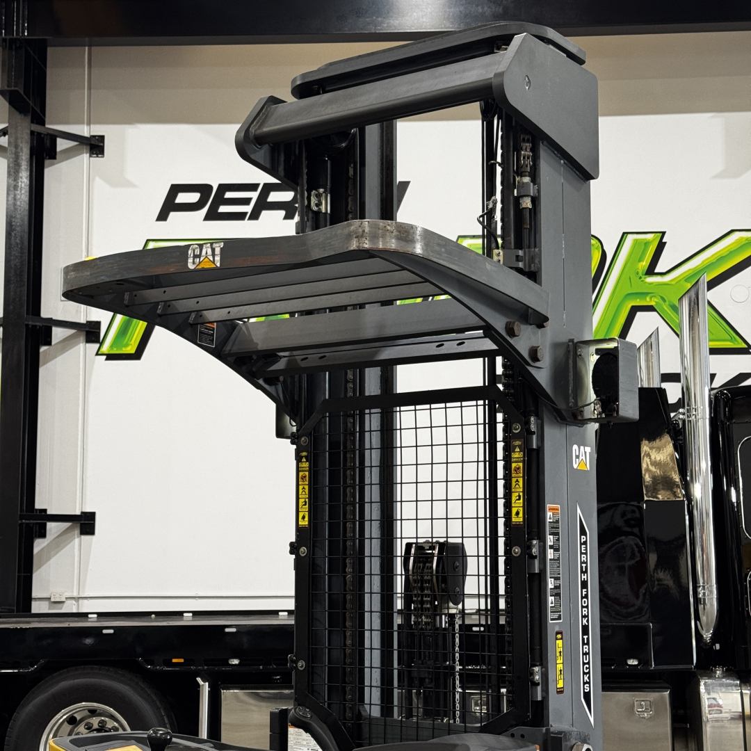 CAT 2T Electric Reach Truck