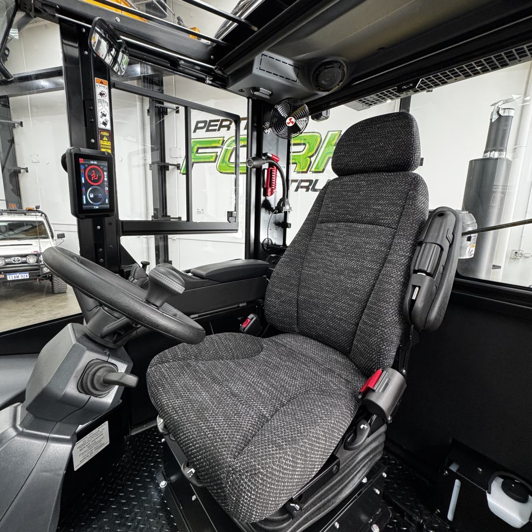Hyster 16T Forklift