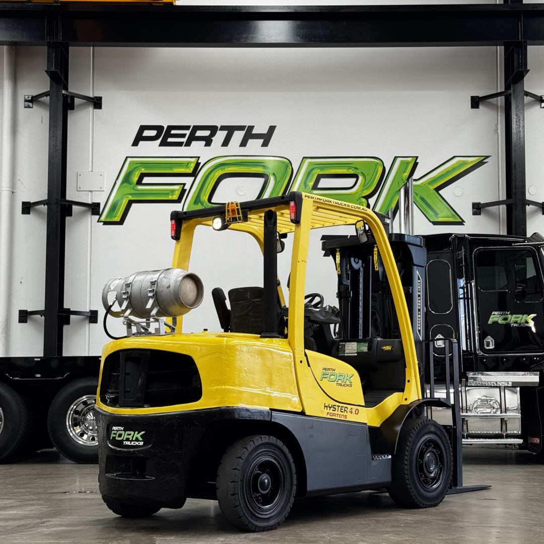 Hyster 4T Forklift