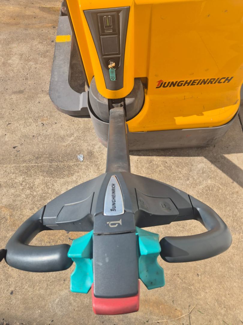 2017 Jungheinrich 1.2T Walkie Stacker