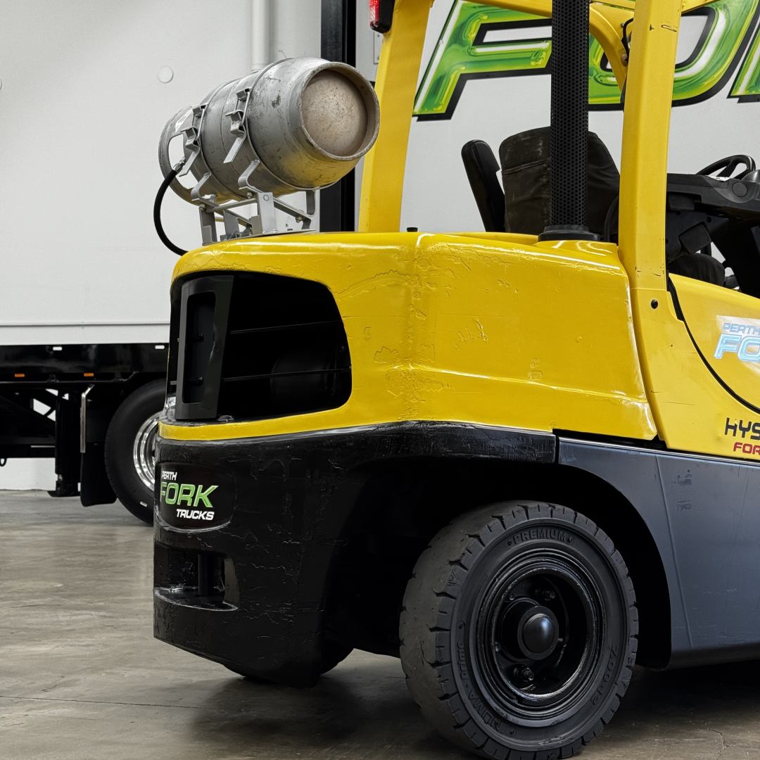 Hyster 4T Forklift
