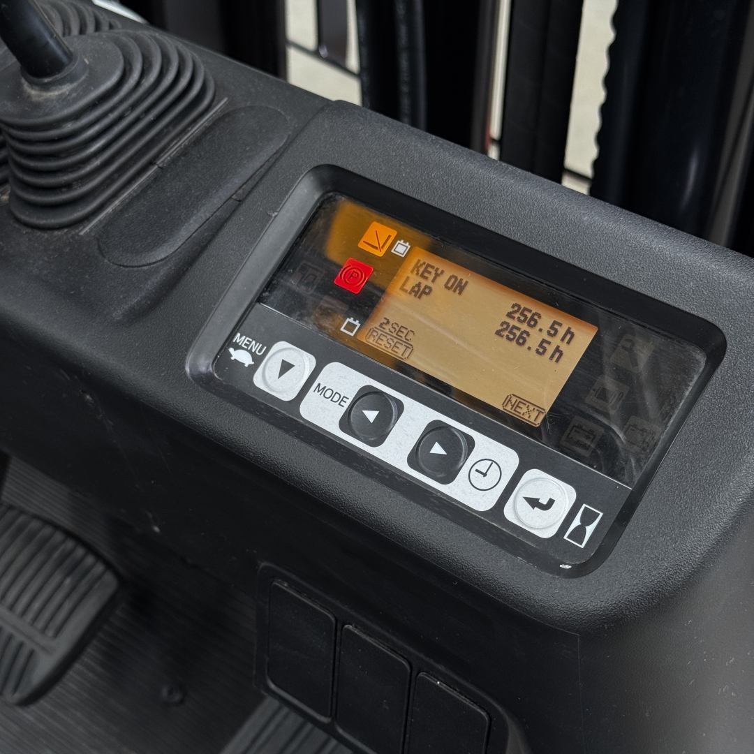 Toyota 1.8T Electric Forklift