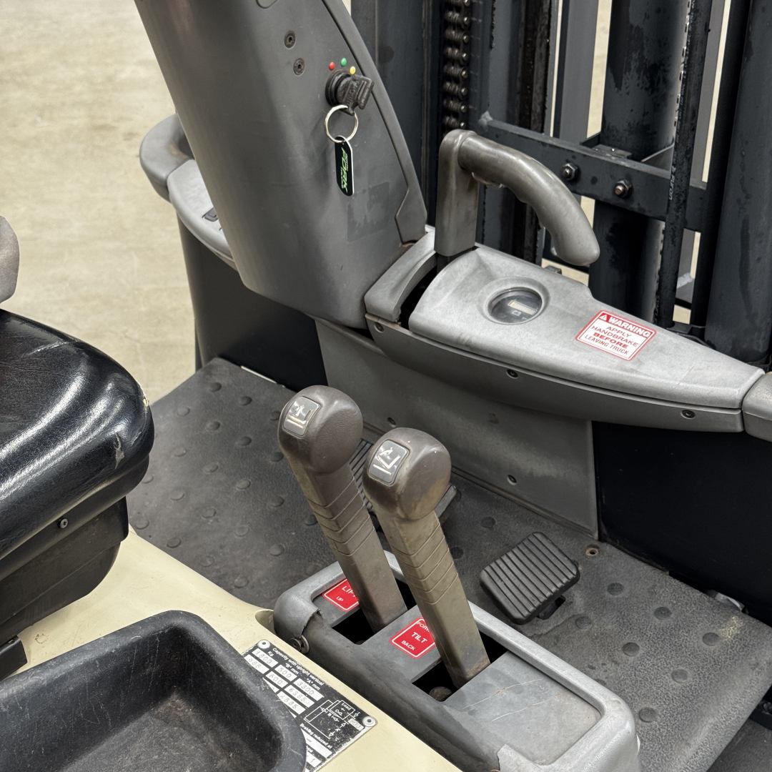 Crown 2T Electric 3-Wheel Forklift