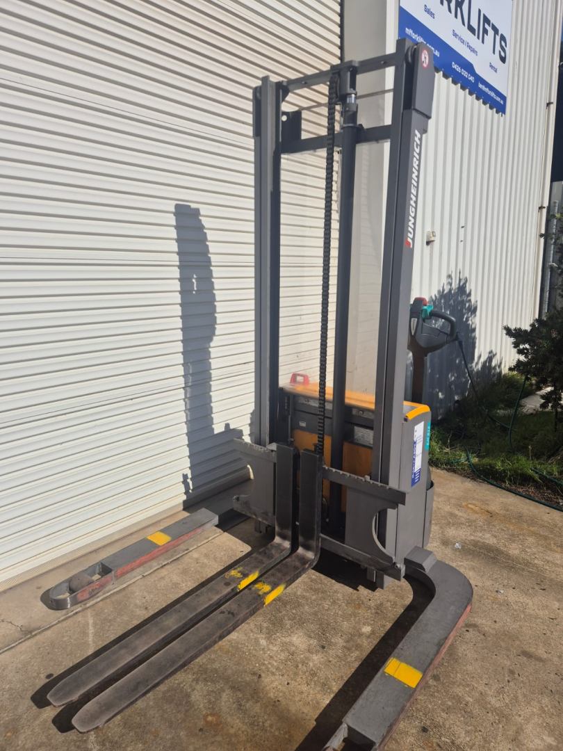 2017 Jungheinrich 1.2T Walkie Stacker