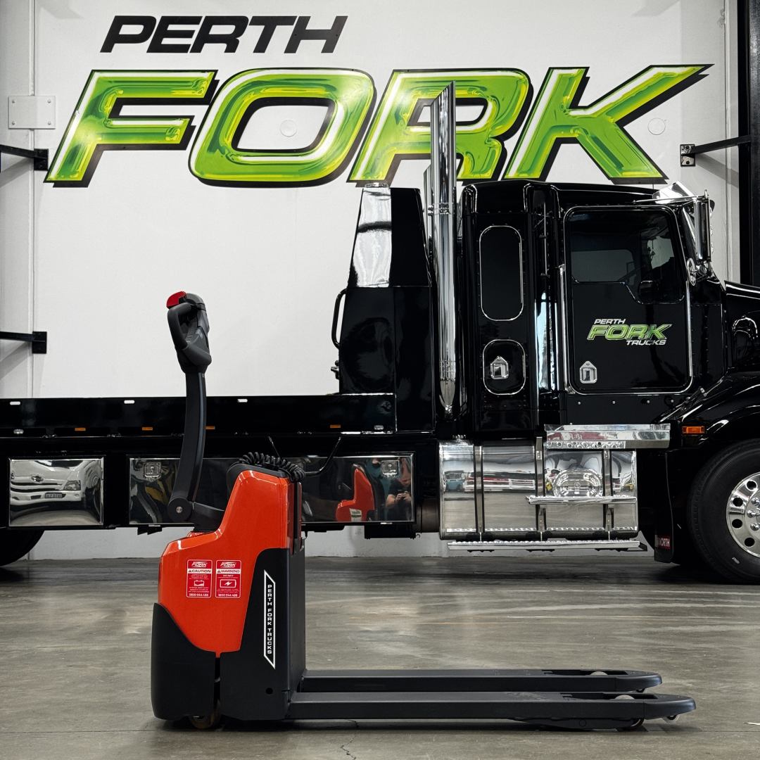 Toyota 1.6T Electric Pallet Jack