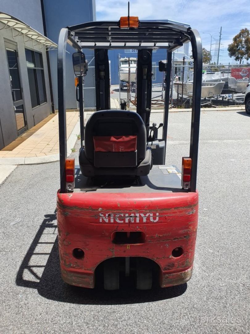 Nichiyu 1.3T Battery Electric Forklift