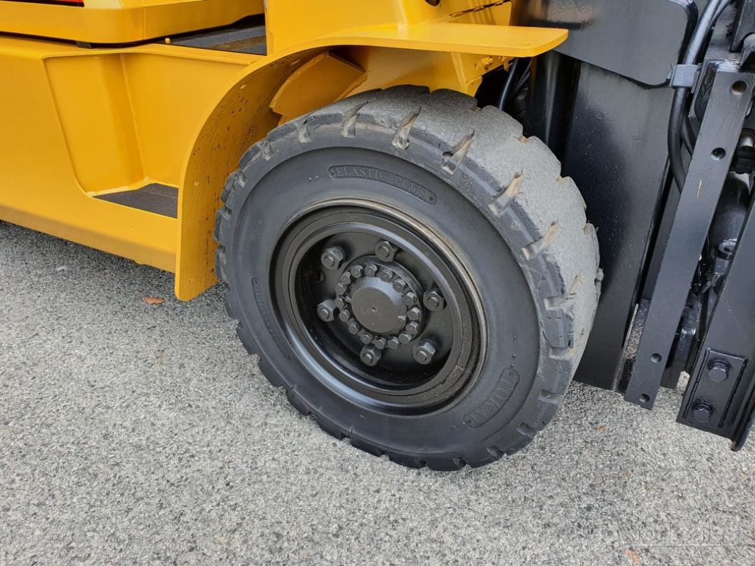 CAT 5T LPG Forklift
