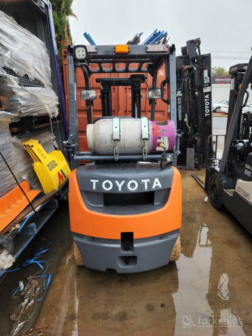 Toyota 32-8FG18 1.8T Forklift