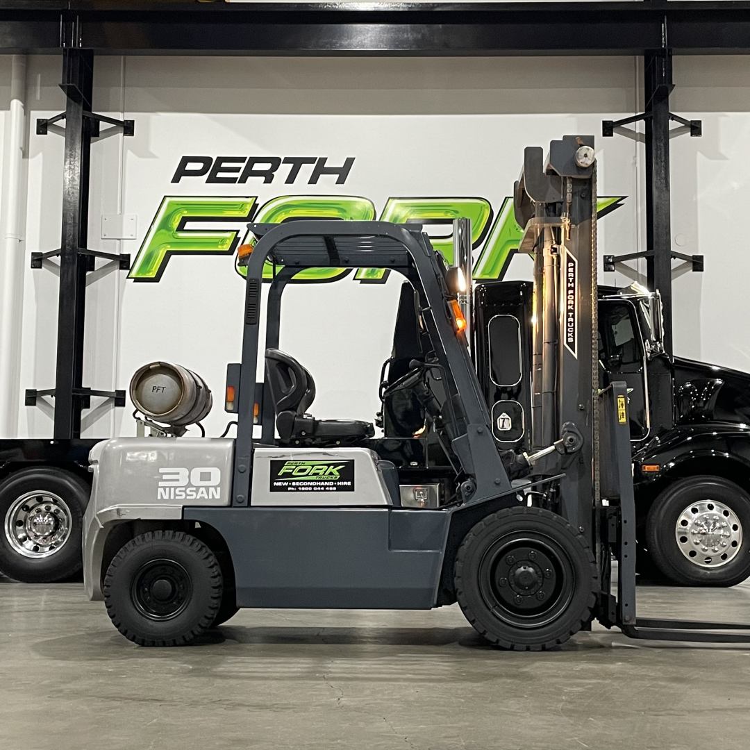 Nissan 3T LPG Forklift