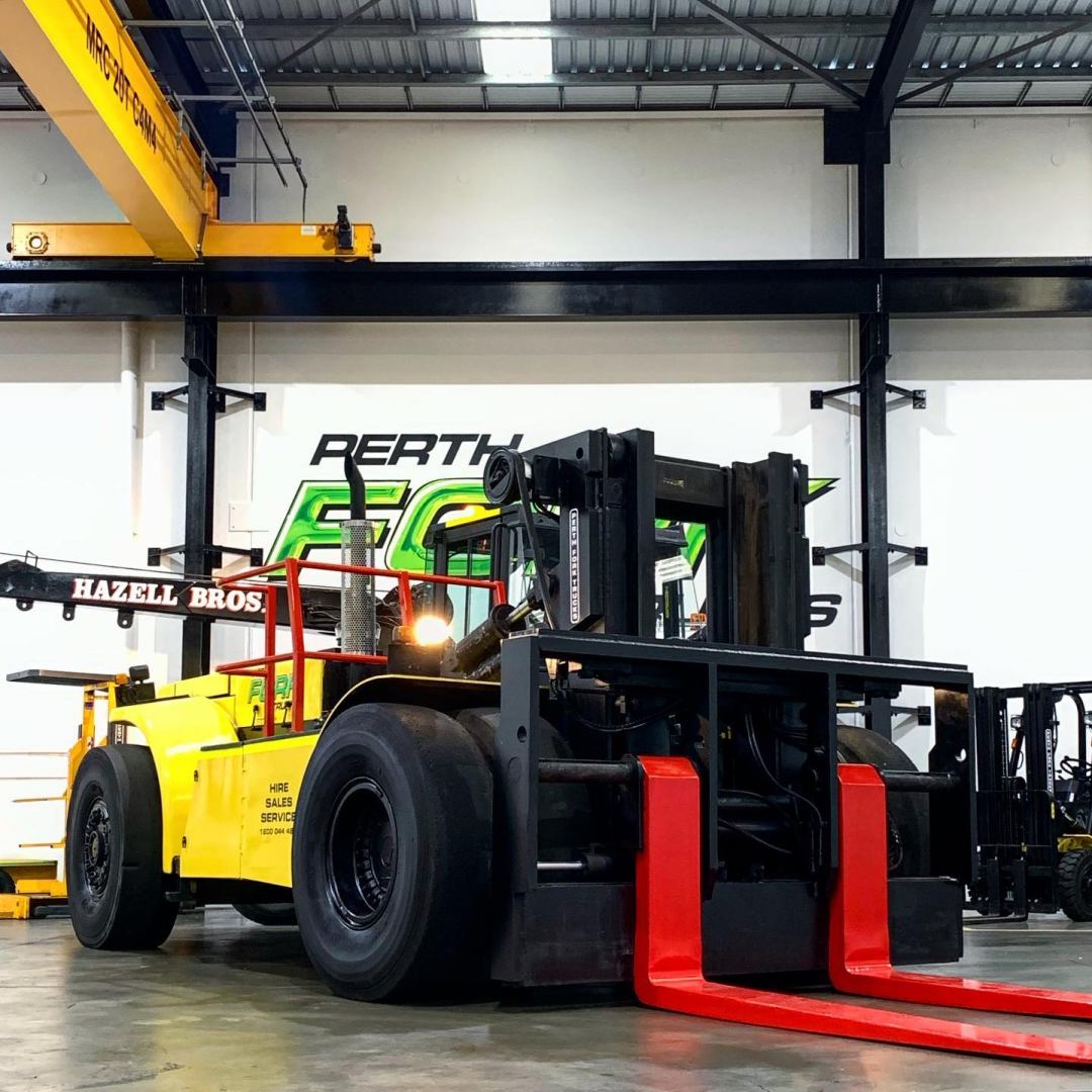Hyster 28T RORO Forklift