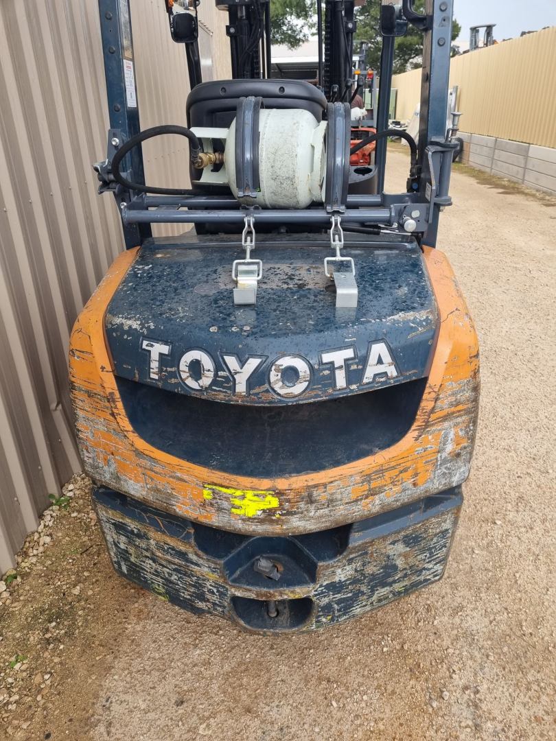 Toyota 3.5T LPG Forklift
