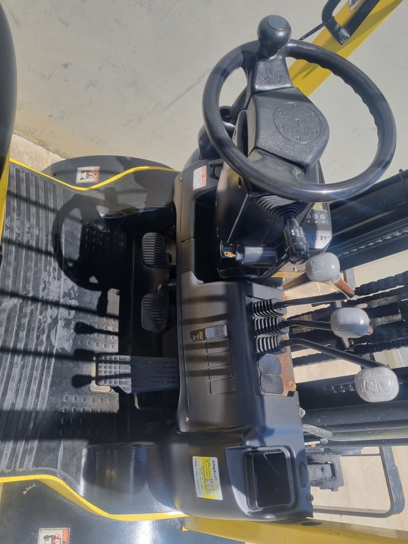 2011 Hyster 3T LPG Forklift With Low Hours