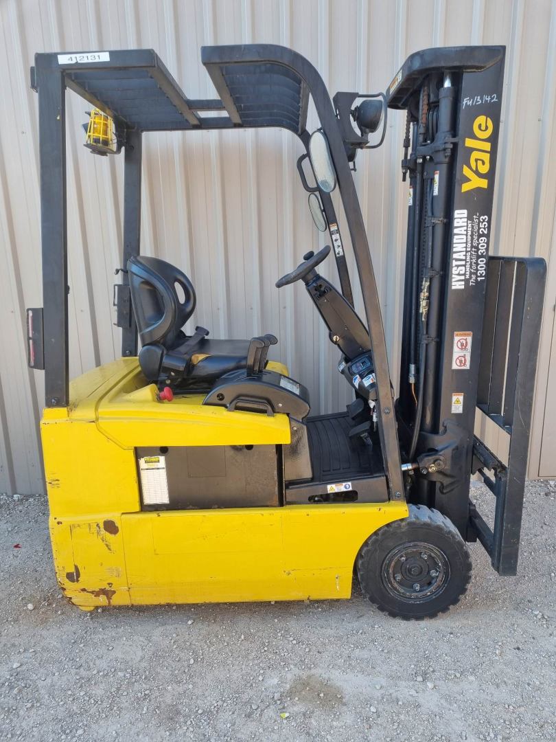 Yale 1.8T Electric Fork With New Batteries