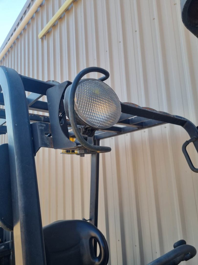 Yale 1.8T Electric Fork With New Batteries