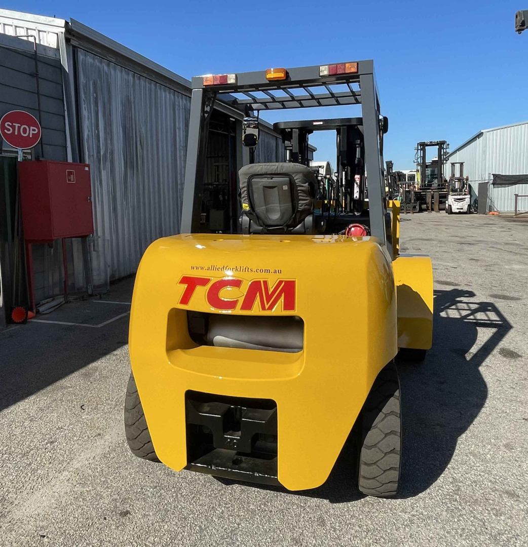 TCM 4T Diesel Forklift