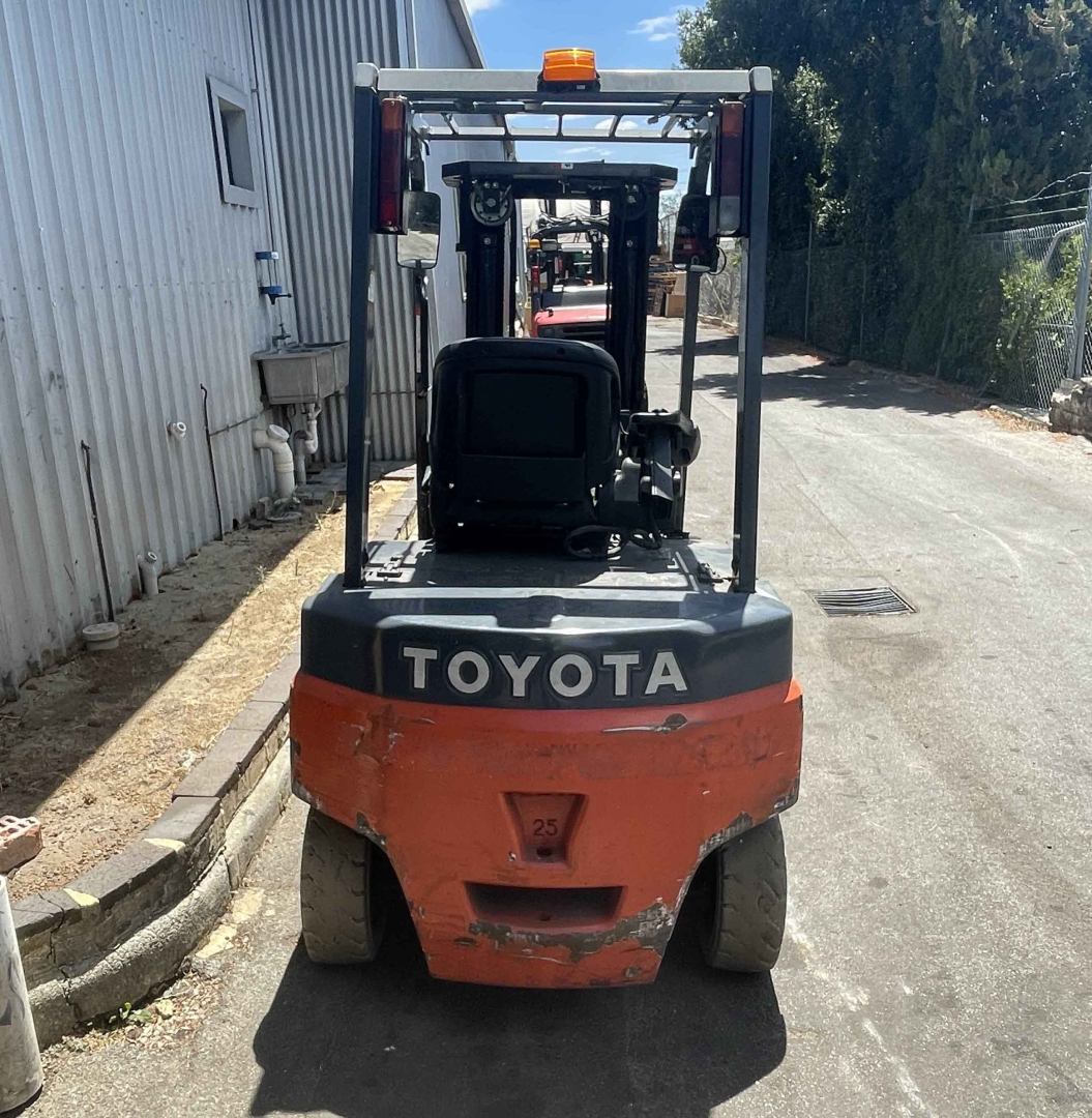 Toyota 2.5T Electric Forklift
