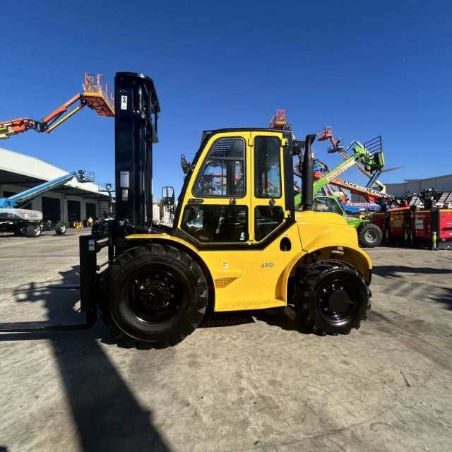 Liftsmart Forklift 5T Diesel Rough Terrain