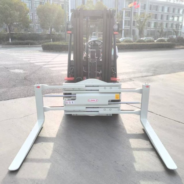 3.5T Forklift With Fork Clamp And Rotate