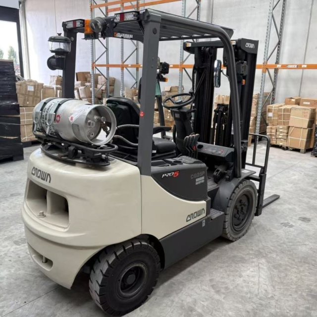 Crown CG25P-5 LPG Forklift - 2017 Model