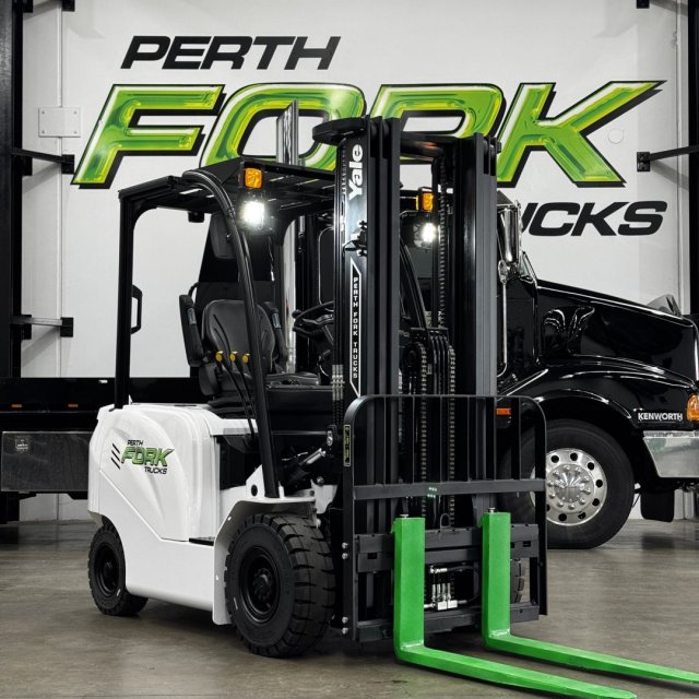 Yale 2.5T Electric Forklift