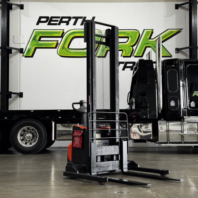 Toyota BT 1.2T Electric Walkie Stacker