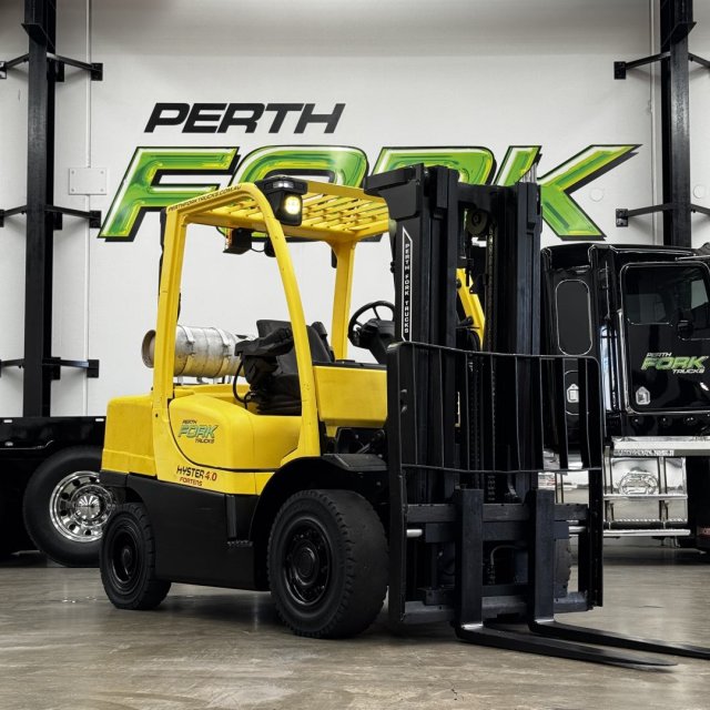 Hyster 4T Forklift