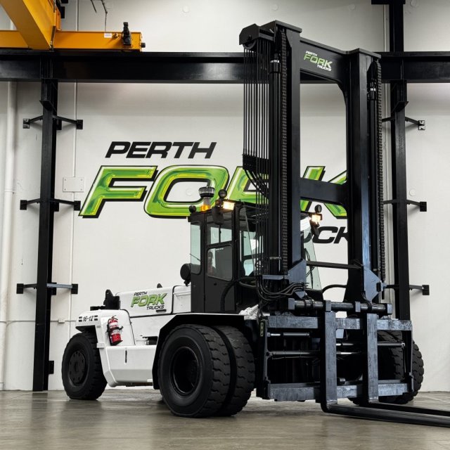 Omega 16T Heavy Duty Diesel Forklift