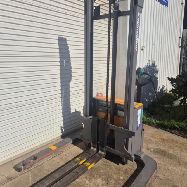 2017 Jungheinrich 1.2T Walkie Stacker