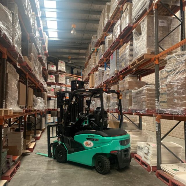 Mitsubishi FB25CB 2.5T Electric Forklift