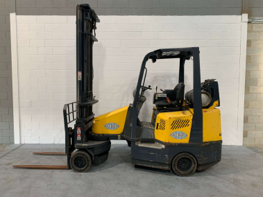 2T Aislemaster Articulated Forklift